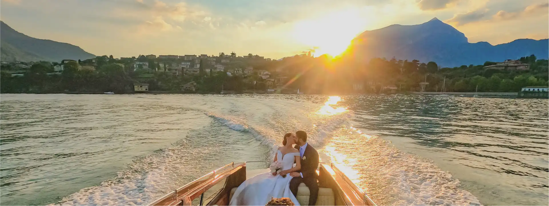TaxiBoatVarenna - Boat sailing after wedding on lake Como